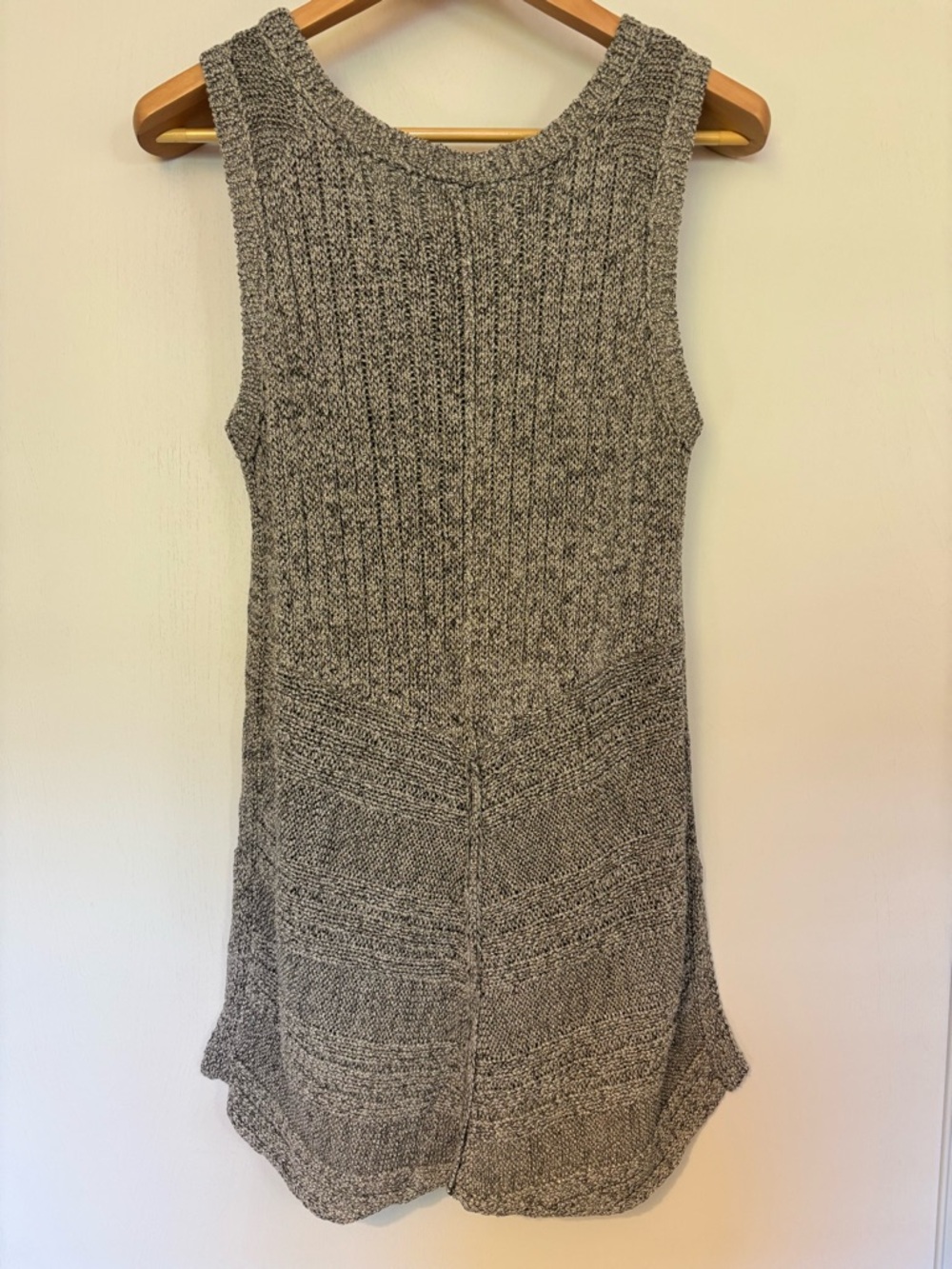 Sparrow Gray Textured Knit Tunic Size Medium Drapey Artsy Old Money Lagenlook - Picture 3 of 10